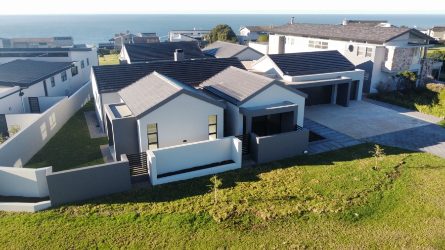 4 Bedroom Property for Sale in Oubaai Western Cape
